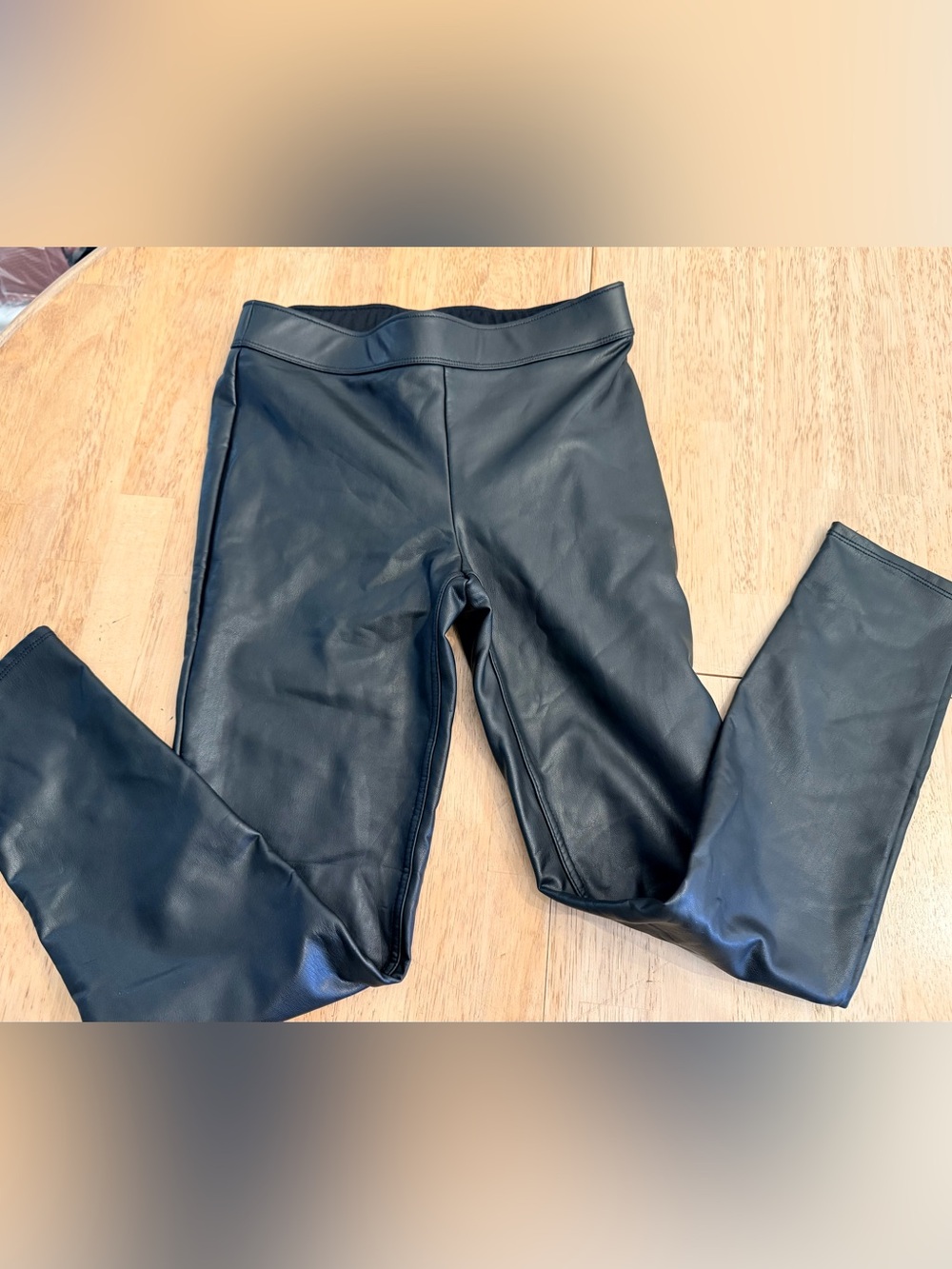Abercrombie kids Girls Black Faux Leather Leggings 9/10